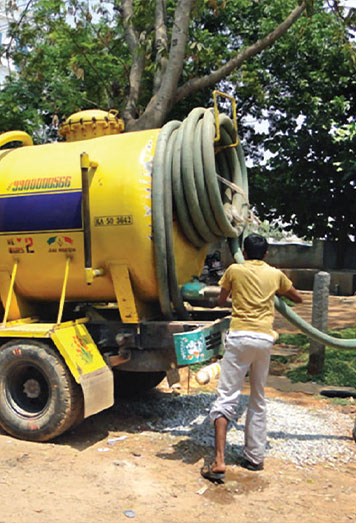 sewerage hole monitoring system